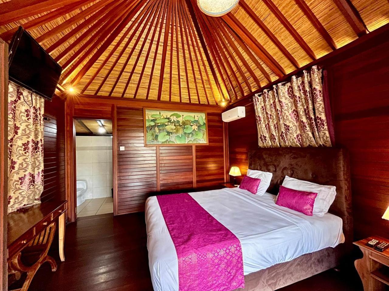 Puri Karang Besakih Hotel Menanga Eksteriør billede