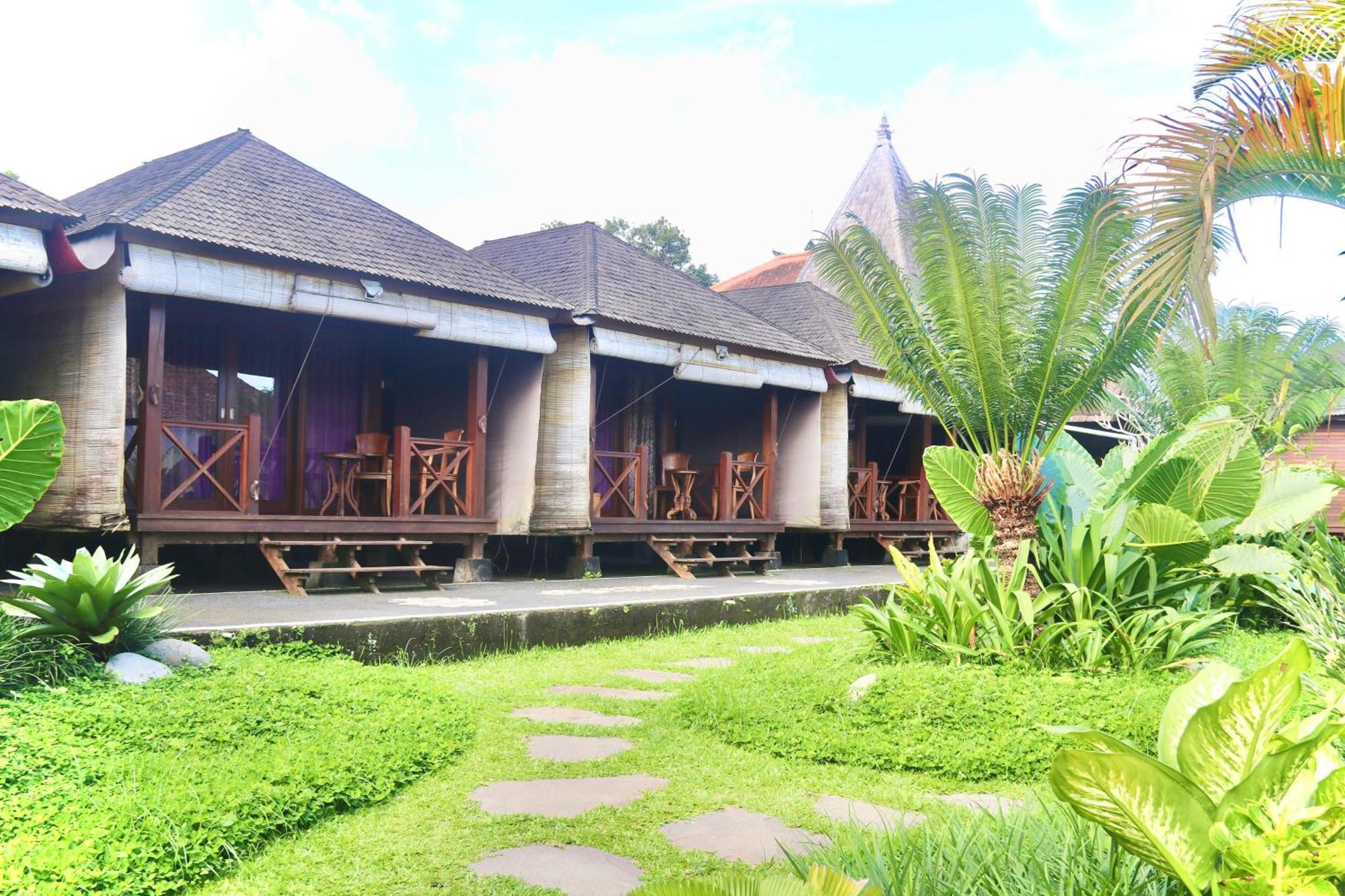 Puri Karang Besakih Hotel Menanga Eksteriør billede