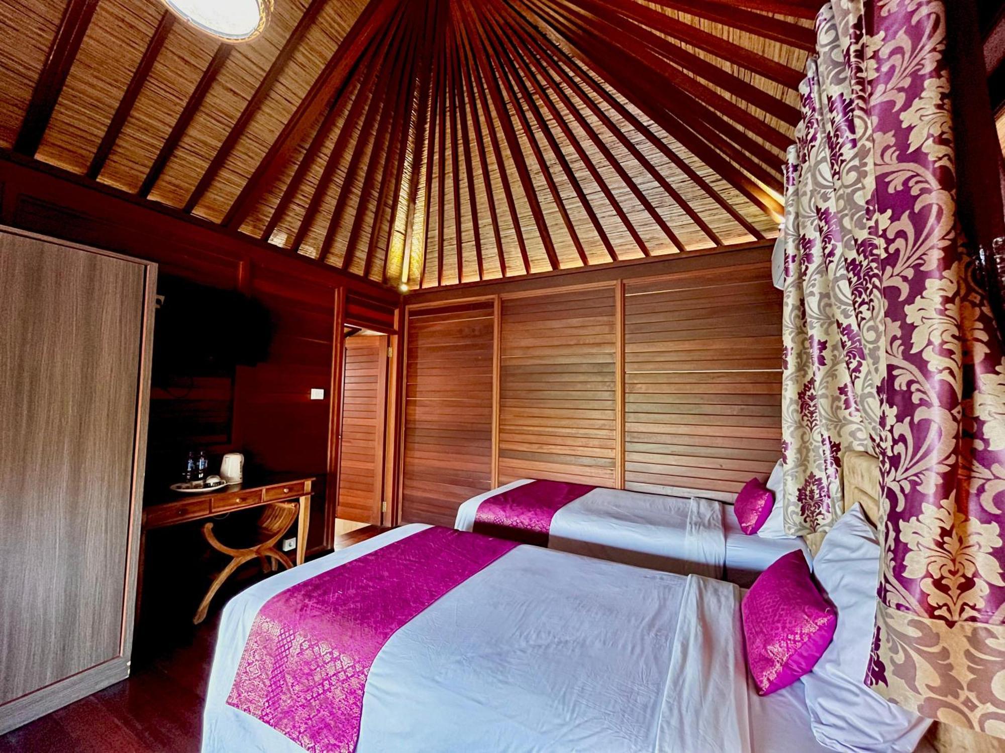 Puri Karang Besakih Hotel Menanga Eksteriør billede